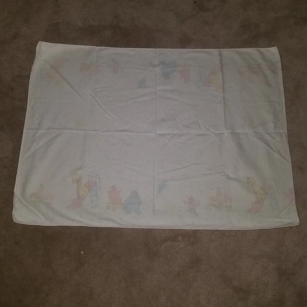 2 VTG Sesame Street Receiving Blanket Lot Lovey Park Slide Kite Bert Ernie Telly